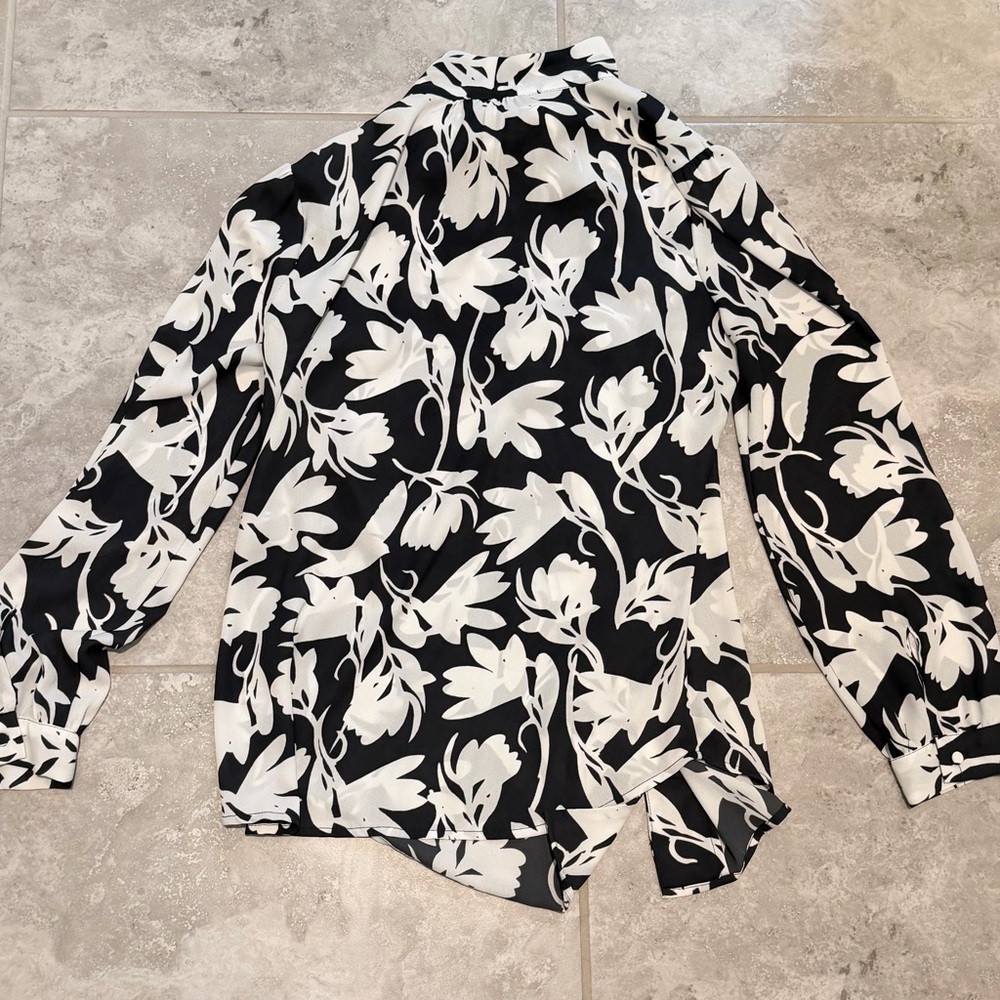 J.Crew Black & Ivory Floral Bow Tie Blouse |Size 00